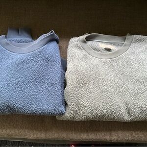 Everlane Blue and Gray renew fleece crewnecks